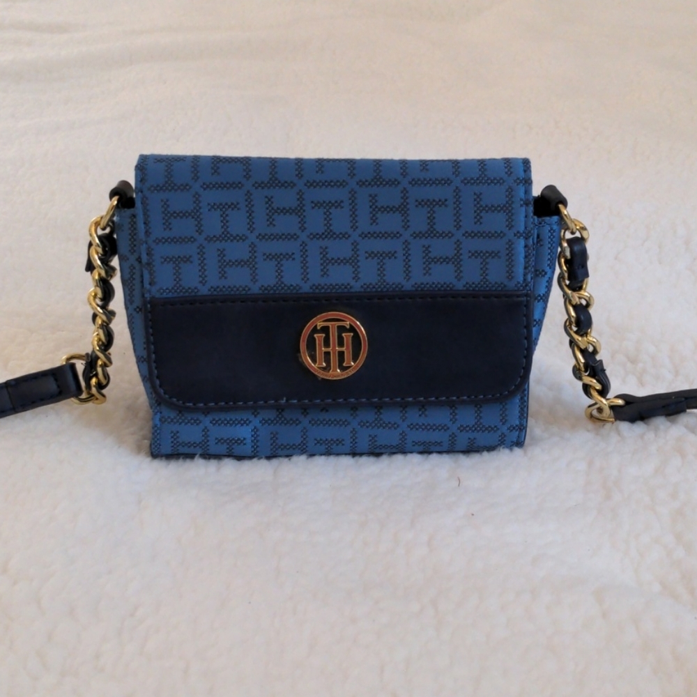 Tommy Hilfiger purse